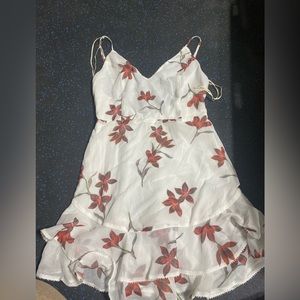 Floral dress size xs never worn